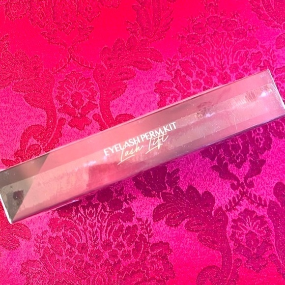 Brand New Lash Lift Kit Professional Eyelash Perm Kit Long-Lasting Salon Curl - Picture 10 of 15